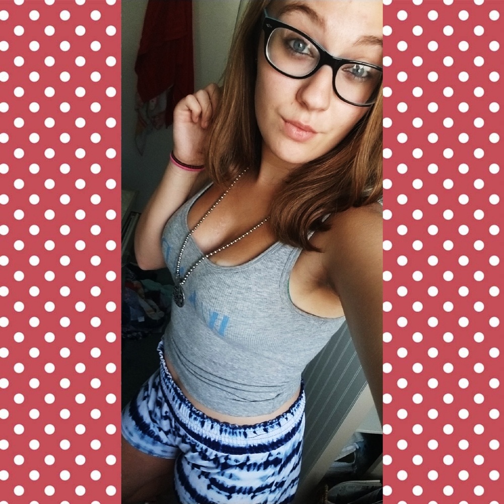 Meet your Posher, Nakisha